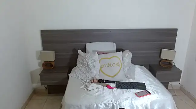 RAICHELLCOOPER1 online show from 02.10.25