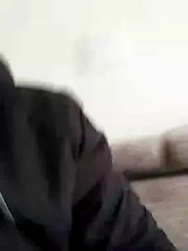 Snapshot of 13lusty chatting on 01.19.25 13lusty online show from 01.19.25