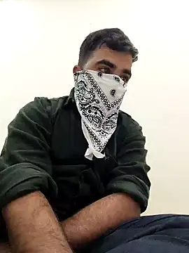 Snapshot of 13lusty chatting on 02.06.25 13lusty online show from 02.06.25