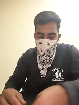 Snapshot of 13lusty chatting on 02.11.25 13lusty online show from 02.11.25