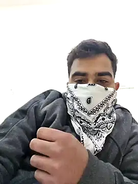 Snapshot of 13lusty chatting on 03.05.25 13lusty online show from 03.05.25