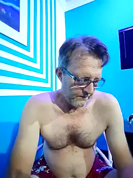 itsmeyes69 online show from 01.12.25