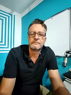 itsmeyes69 online show from 01.29.25