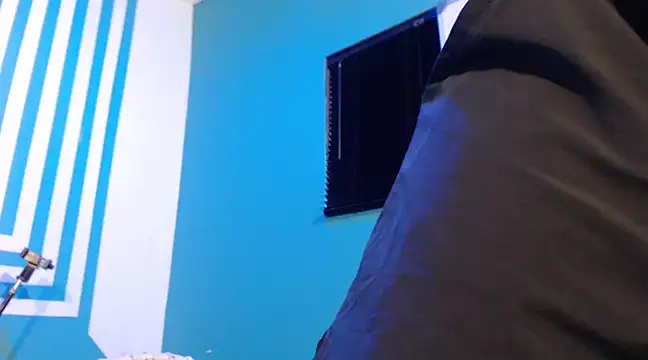 itsmeyes69 online show from 02.02.25