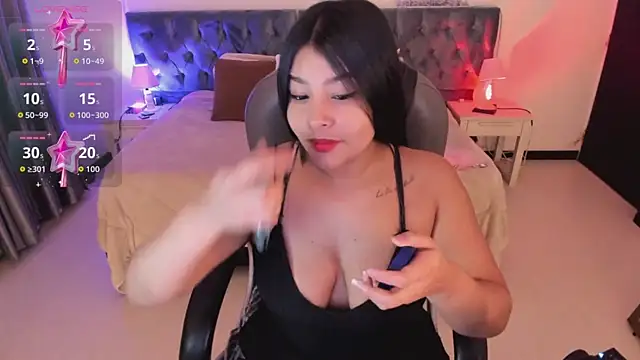  Daniela hot 1 online show from 10.04.25