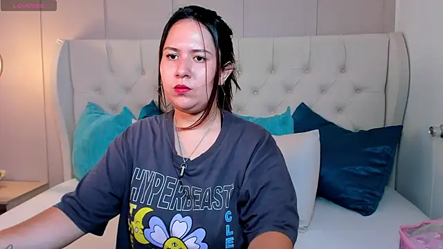 zoes milee online show from 09.17.25