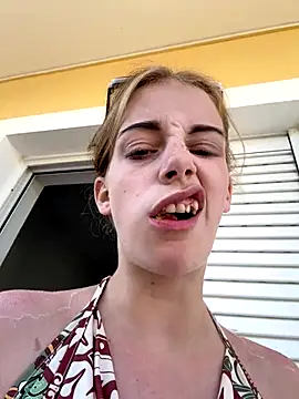 Snapshot of VioletxBlue chatting on 09.30.25 VioletxBlue online show from 09.30.25