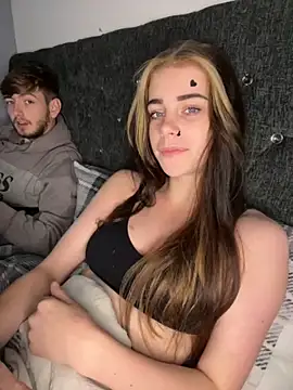 Snapshot of VioletxBlue chatting on 10.15.25 VioletxBlue online show from 10.15.25