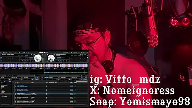 Snapshot of vittote chatting on 02.18.25 vittote online show from 02.18.25