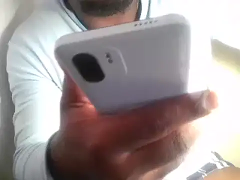 Snapshot of Dube501 chatting on 03.04.25 Dube501 online show from 03.04.25