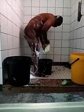 Snapshot of Dube501 chatting on 09.17.25 Dube501 online show from 09.17.25