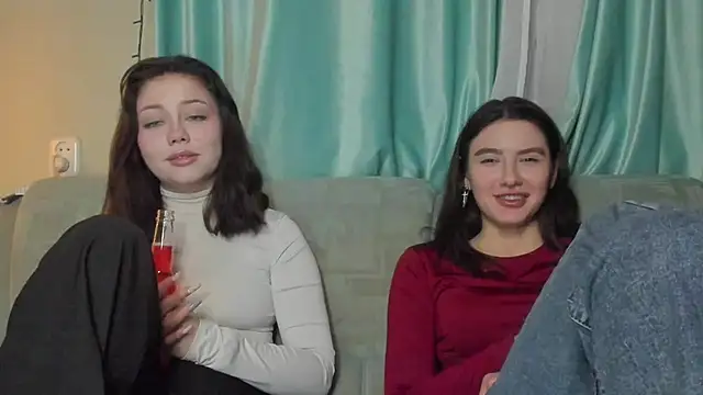 Snapshot of honey_love_honeyy chatting on 01.23.25 honey love honeyy online show from 01.23.25