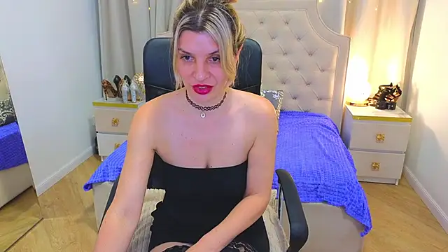 M I A M I A online show from 02.03.25