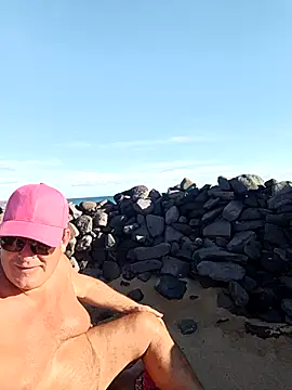 MountJohnXL online show from 12.18.25