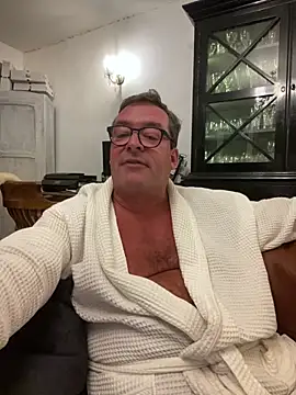 MountJohnXL online show from 04.10.26