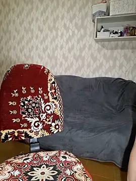Snapshot of Melenka chatting on 04.30.26 Melenka online show from 04.30.26