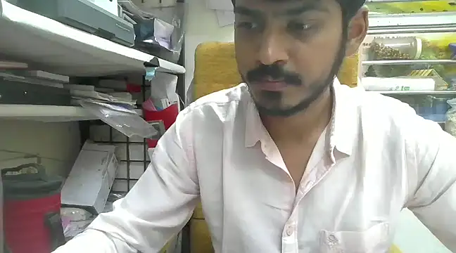 Snapshot of cute_modell chatting on 01.13.25 cute modell online show from 01.13.25