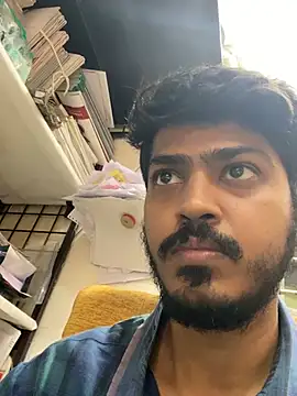 Snapshot of cute_modell chatting on 01.15.25 cute modell online show from 01.15.25