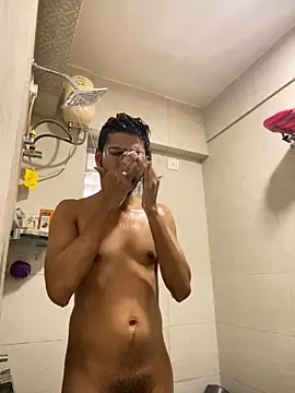 Snapshot of cute_modell chatting on 02.09.25 cute modell online show from 02.09.25