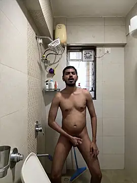 Snapshot of cute_modell chatting on 10.15.25 cute modell online show from 10.15.25