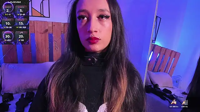 coral jonesss online show from 04.14.26