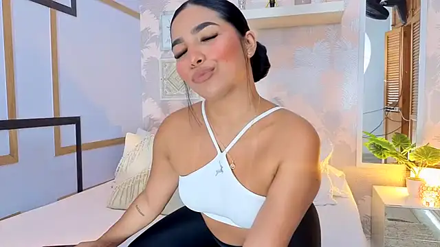 CharlotteGraay online show from 12.03.25