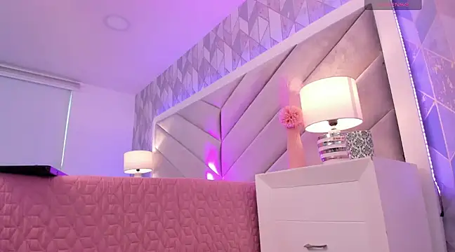 Sara  collins   online show from 02.21.25