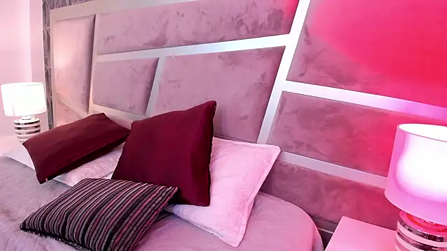 Sara  collins   online show from 03.10.25