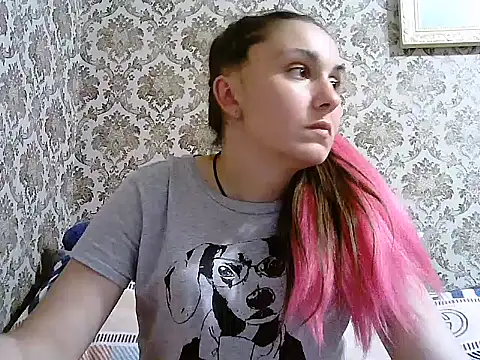 Snapshot of Yuliia30 chatting on 06.27.26 Yuliia30 online show from 06.27.26