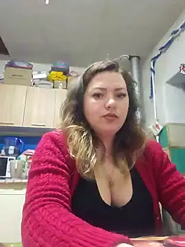 Snapshot of Jyleta chatting on 01.28.25 Jyleta online show from 01.28.25