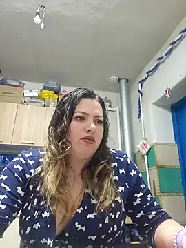 Snapshot of Jyleta chatting on 01.31.25 Jyleta online show from 01.31.25