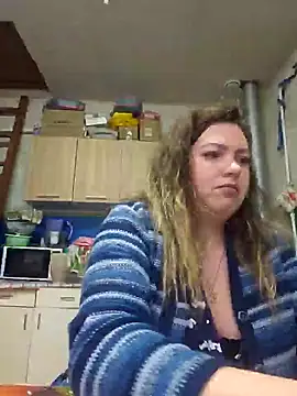 Snapshot of Jyleta chatting on 02.02.25 Jyleta online show from 02.02.25