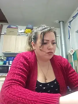 Snapshot of Jyleta chatting on 02.05.25 Jyleta online show from 02.05.25