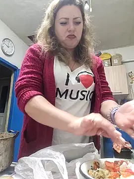 Snapshot of Jyleta chatting on 09.12.25 Jyleta online show from 09.12.25