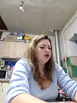 Snapshot of Jyleta chatting on 09.17.25 Jyleta online show from 09.17.25