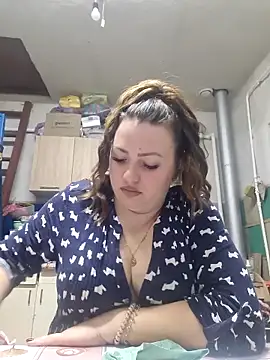 Snapshot of Jyleta chatting on 10.07.25 Jyleta online show from 10.07.25