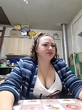 Snapshot of Jyleta chatting on 10.13.25 Jyleta online show from 10.13.25