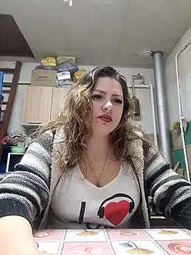 Snapshot of Jyleta chatting on 10.29.25 Jyleta online show from 10.29.25