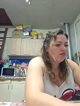 Snapshot of Jyleta chatting on 10.30.25 Jyleta online show from 10.30.25