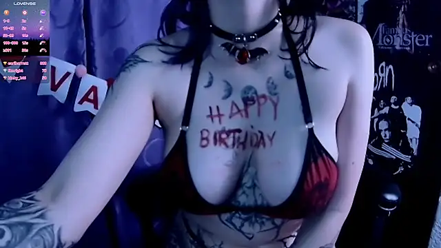 Kimlennox  online show from 02.11.25