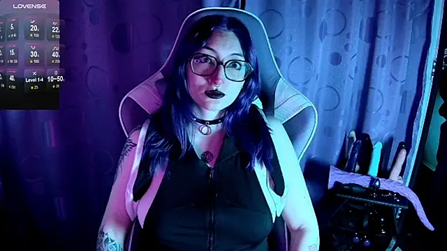 Kimlennox  online show from 09.19.25