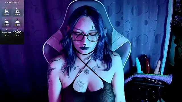 Kimlennox  online show from 09.29.25