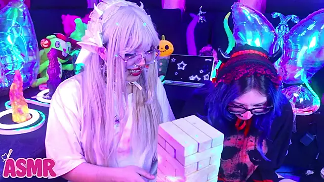 Kimlennox  online show from 02.03.26