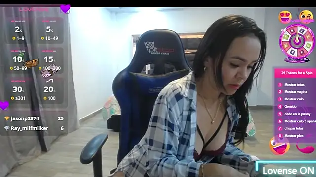 Snapshot of Francheskasmile chatting on 09.10.25 Francheskasmile online show from 09.10.25