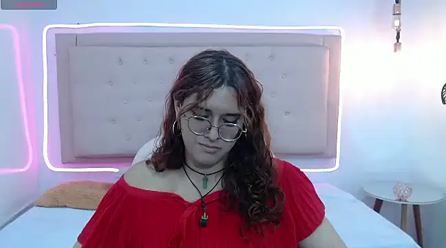 Snapshot of kathepickmanx chatting on 01.26.25 kathepickmanx online show from 01.26.25