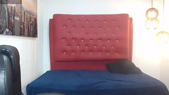 Snapshot of kathepickmanx chatting on 12.03.25 kathepickmanx online show from 12.03.25