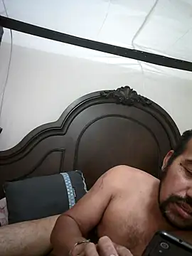 Snapshot of Goloso2423 chatting on 11.03.25 Goloso2423 online show from 11.03.25