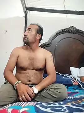 Snapshot of Goloso2423 chatting on 12.03.25 Goloso2423 online show from 12.03.25