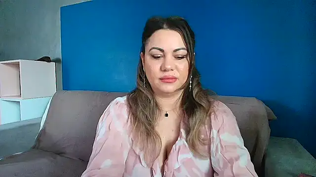 VixenVibesX online show from 02.02.25