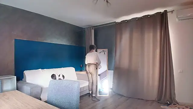 VixenVibesX online show from 03.16.25